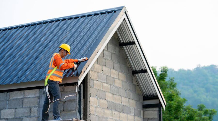Professional New roof installation in Davis Creek, CA